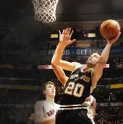 圣安东尼奥马刺内部会议纪要流出：赛前调整名单，法国杯使命明确，球探报告显示潜力