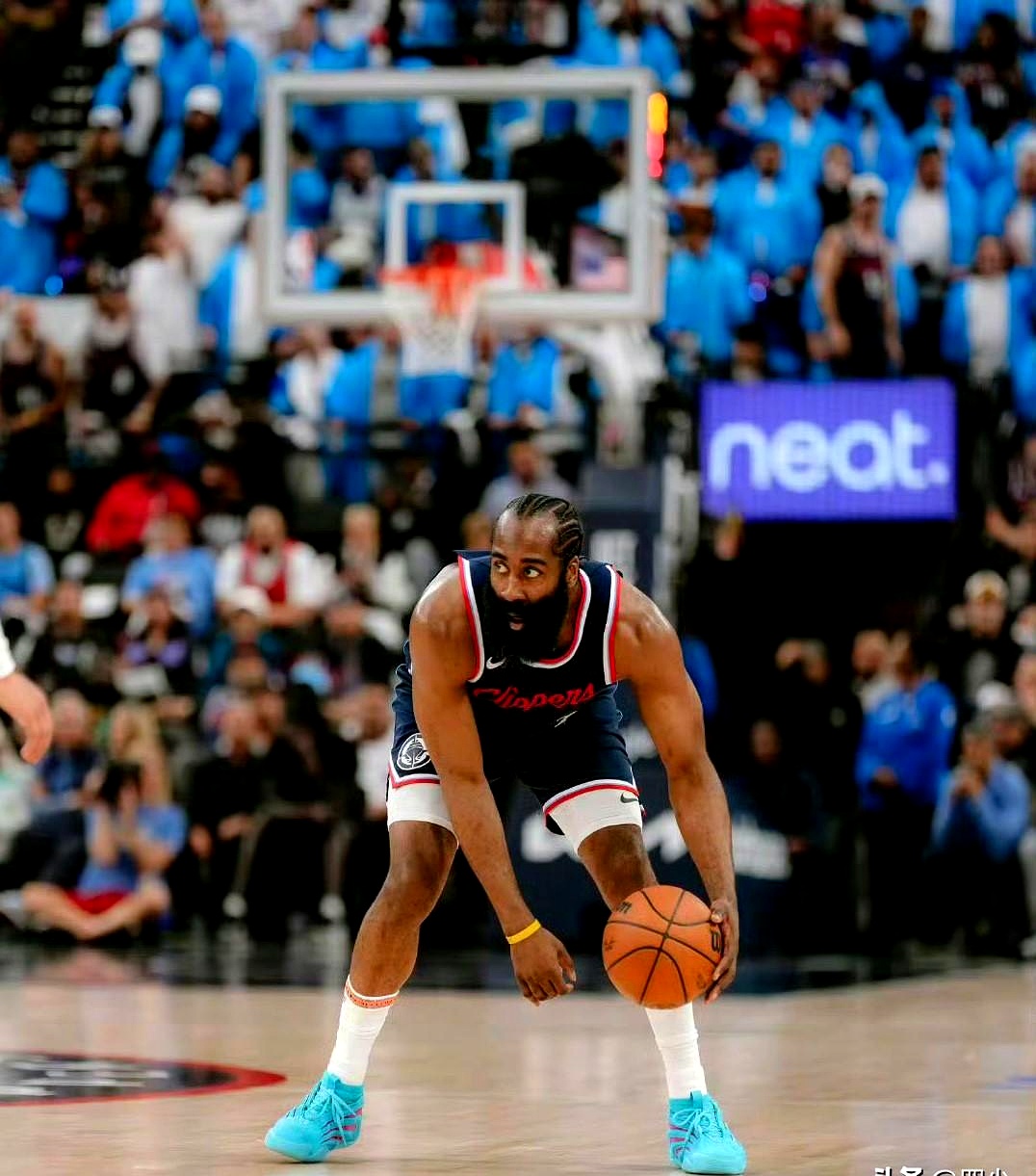 关于华盛顿奇才迎NBA季后赛关键赛,清晨外线爆发,目标明确,训练强度明显提升的信息 关于华盛顿奇才迎NBA季后赛关键赛,清晨外线爆发,目标明确,训练强度明显提升的信息