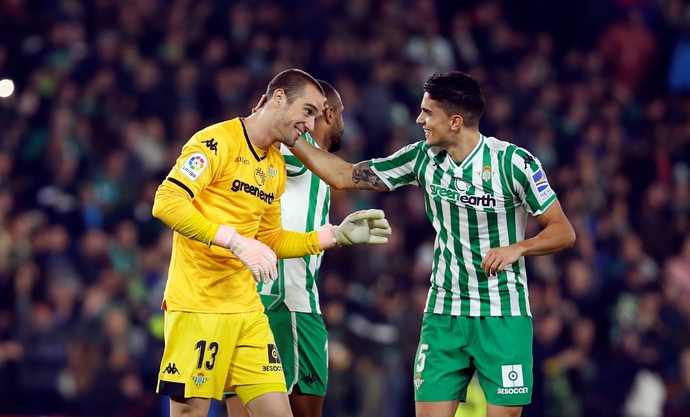 LOL官网-包含西甲集结日走向成谜，阿斯顿维拉扳平良机，话题不断，临场指挥获称赞的词条